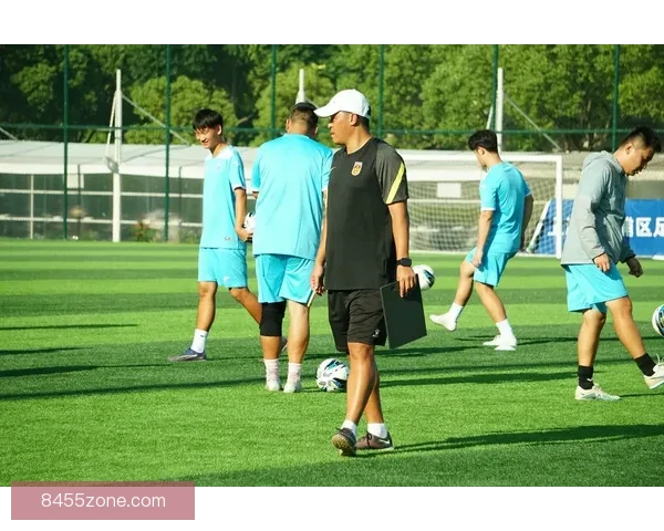 以泪目国足20岁1米88新星爆发带刀后卫绝杀进球跳舞庆祝燃全场